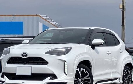 Toyota Yaris Cross, 2022 год, 1 493 000 рублей, 1 фотография