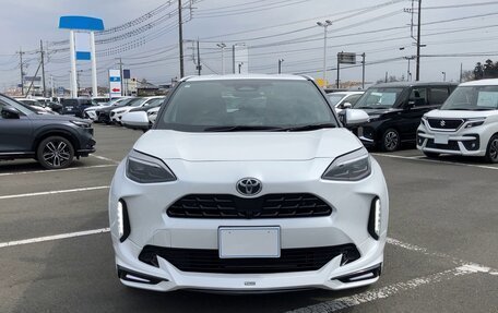 Toyota Yaris Cross, 2022 год, 1 493 000 рублей, 2 фотография