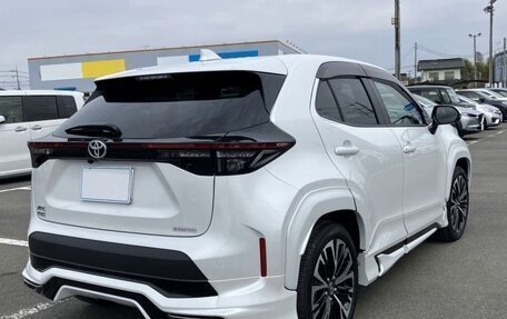 Toyota Yaris Cross, 2022 год, 1 493 000 рублей, 4 фотография