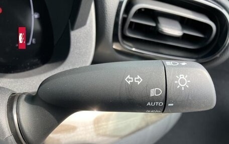 Toyota Yaris Cross, 2022 год, 1 493 000 рублей, 8 фотография
