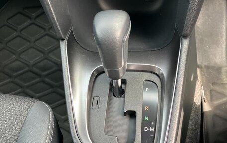 Toyota Yaris Cross, 2022 год, 1 493 000 рублей, 21 фотография