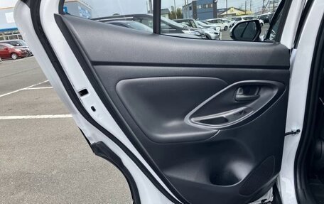 Toyota Yaris Cross, 2022 год, 1 493 000 рублей, 16 фотография