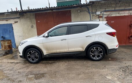 Hyundai Santa Fe III рестайлинг, 2016 год, 2 400 000 рублей, 4 фотография