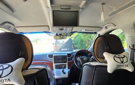 Toyota Vellfire I, 2009 год, 1 980 000 рублей, 12 фотография