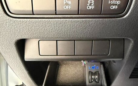Mazda 3, 2022 год, 1 278 000 рублей, 14 фотография