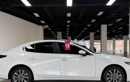 Mazda 3, 2022 год, 1 278 000 рублей, 4 фотография