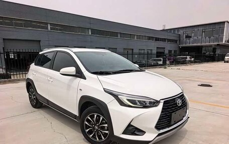 Toyota Yaris XP150 рестайлинг, 2022 год, 910 000 рублей, 2 фотография