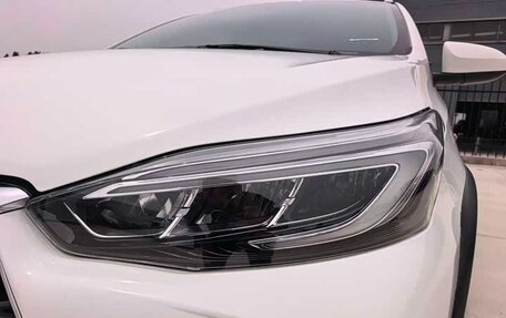 Toyota Yaris XP150 рестайлинг, 2022 год, 910 000 рублей, 4 фотография