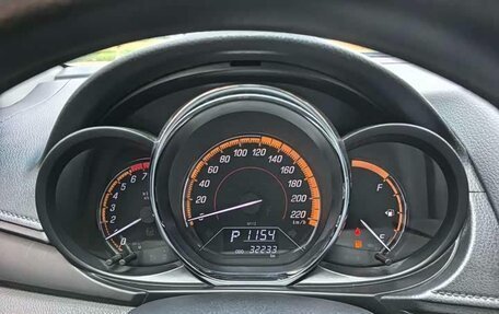 Toyota Yaris XP150 рестайлинг, 2022 год, 910 000 рублей, 12 фотография