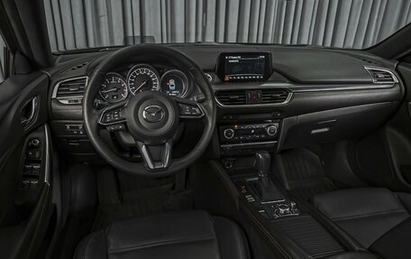 Mazda 6, 2017 год, 1 380 000 рублей, 6 фотография