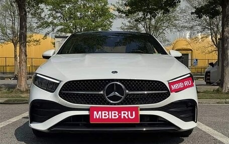 Mercedes-Benz A-Класс, 2023 год, 1 380 009 рублей, 1 фотография