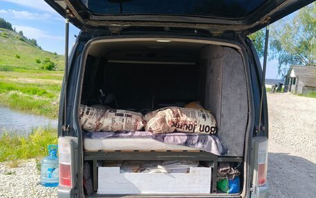 Nissan Caravan IV, 2002 год, 950 000 рублей, 8 фотография