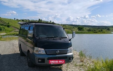 Nissan Caravan IV, 2002 год, 950 000 рублей, 4 фотография