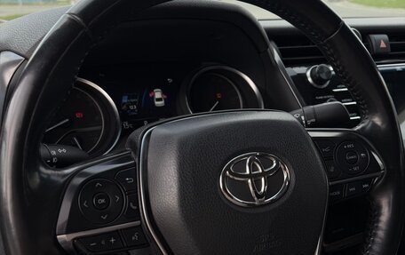 Toyota Camry, 2019 год, 3 200 000 рублей, 5 фотография