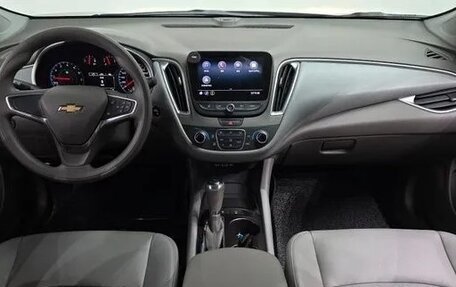 Chevrolet Malibu IX, 2019 год, 1 338 000 рублей, 8 фотография