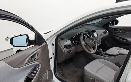 Chevrolet Malibu IX, 2019 год, 1 343 000 рублей, 5 фотография