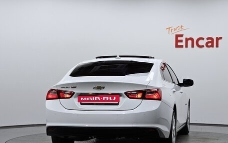 Chevrolet Malibu IX, 2019 год, 1 343 000 рублей, 3 фотография