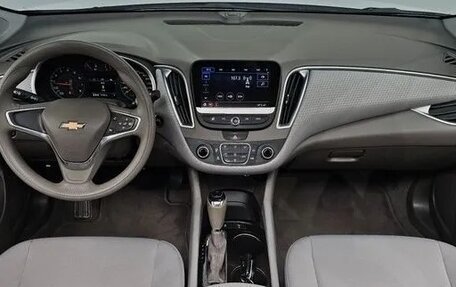 Chevrolet Malibu IX, 2019 год, 1 343 000 рублей, 8 фотография