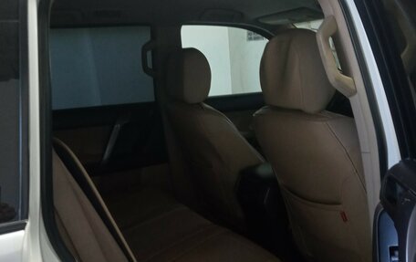 Toyota Land Cruiser Prado 150 рестайлинг 2, 2010 год, 2 649 000 рублей, 6 фотография
