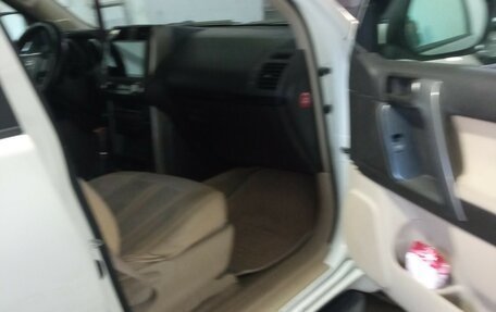Toyota Land Cruiser Prado 150 рестайлинг 2, 2010 год, 2 649 000 рублей, 4 фотография