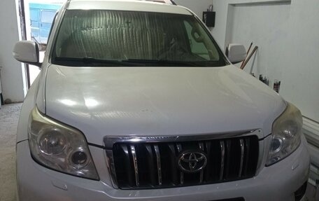 Toyota Land Cruiser Prado 150 рестайлинг 2, 2010 год, 2 649 000 рублей, 9 фотография