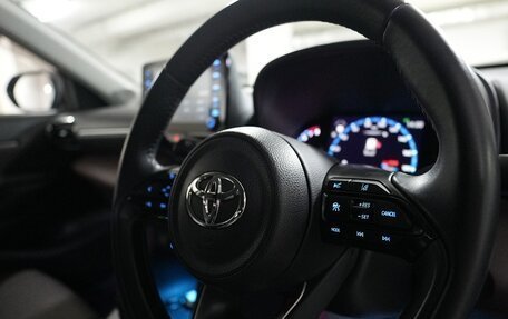 Toyota Yaris Cross, 2021 год, 1 790 000 рублей, 11 фотография