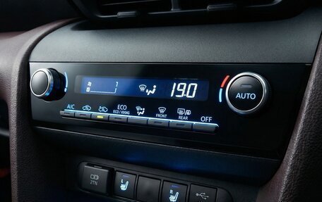 Toyota Yaris Cross, 2021 год, 1 790 000 рублей, 15 фотография