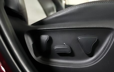 Toyota Yaris Cross, 2021 год, 1 790 000 рублей, 14 фотография