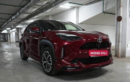 Toyota Yaris Cross, 2021 год, 1 790 000 рублей, 2 фотография