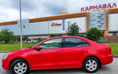 Volkswagen Jetta VI, 2011 год, 890 000 рублей, 2 фотография