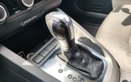 Volkswagen Jetta VI, 2011 год, 890 000 рублей, 22 фотография