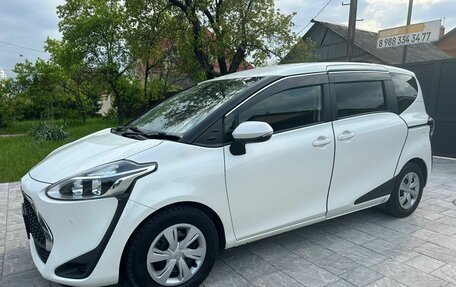 Toyota Sienta II, 2020 год, 1 498 000 рублей, 4 фотография