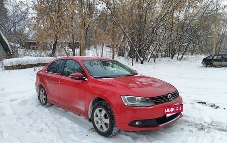 Volkswagen Jetta VI, 2011 год, 890 000 рублей, 39 фотография