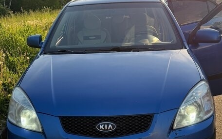 KIA Rio II, 2006 год, 700 000 рублей, 2 фотография