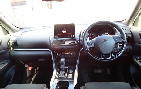 Mitsubishi Eclipse Cross, 2023 год, 1 998 000 рублей, 12 фотография