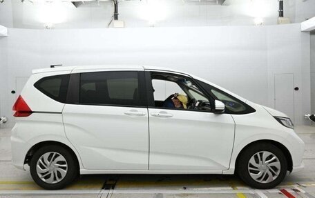 Honda Freed II, 2022 год, 1 140 000 рублей, 2 фотография
