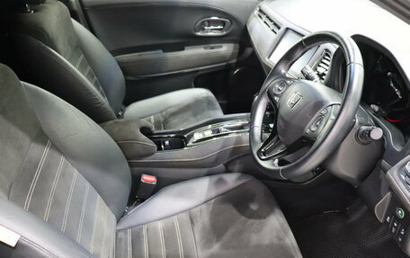 Honda Vezel, 2017 год, 1 590 000 рублей, 16 фотография