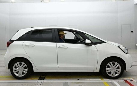 Honda Fit, 2023 год, 880 040 рублей, 4 фотография
