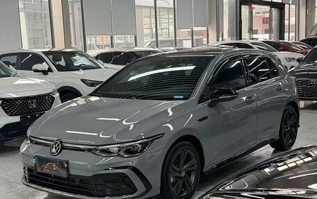 Volkswagen Golf VIII, 2021 год, 1 550 400 рублей, 2 фотография