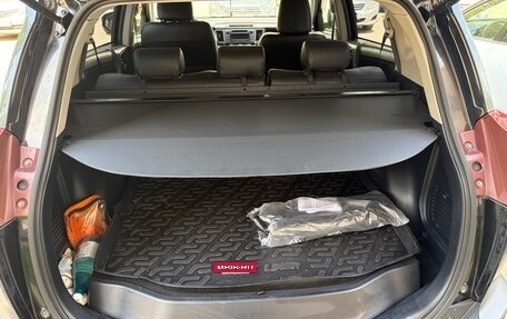 Toyota RAV4, 2013 год, 1 700 000 рублей, 6 фотография