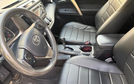 Toyota RAV4, 2013 год, 1 700 000 рублей, 8 фотография