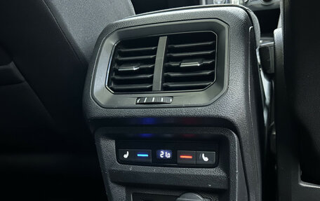 Volkswagen Tiguan II, 2019 год, 2 690 000 рублей, 9 фотография