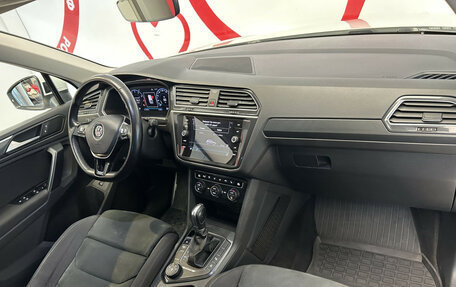 Volkswagen Tiguan II, 2019 год, 2 690 000 рублей, 12 фотография