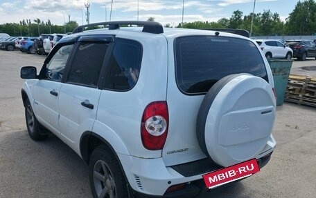 Chevrolet Niva I рестайлинг, 2015 год, 597 000 рублей, 4 фотография