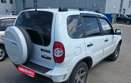 Chevrolet Niva I рестайлинг, 2015 год, 597 000 рублей, 3 фотография