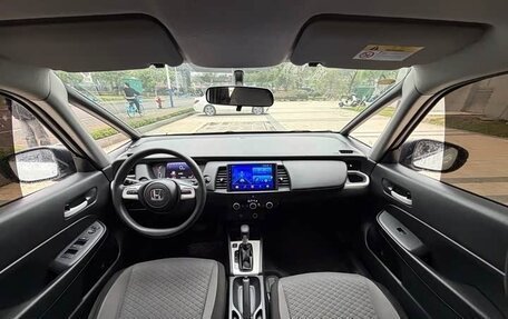 Honda Fit, 2023 год, 1 050 000 рублей, 7 фотография