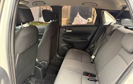 Honda Fit, 2023 год, 1 050 000 рублей, 10 фотография