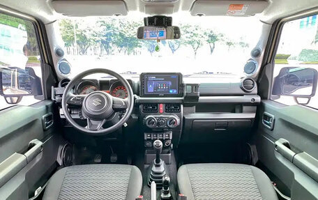 Suzuki Jimny, 2023 год, 2 080 888 рублей, 8 фотография
