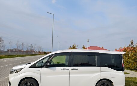 Honda Stepwgn IV, 2019 год, 2 400 000 рублей, 4 фотография