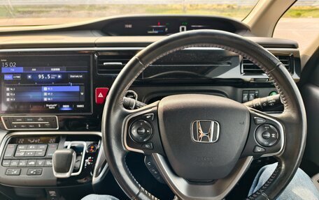 Honda Stepwgn IV, 2019 год, 2 400 000 рублей, 19 фотография